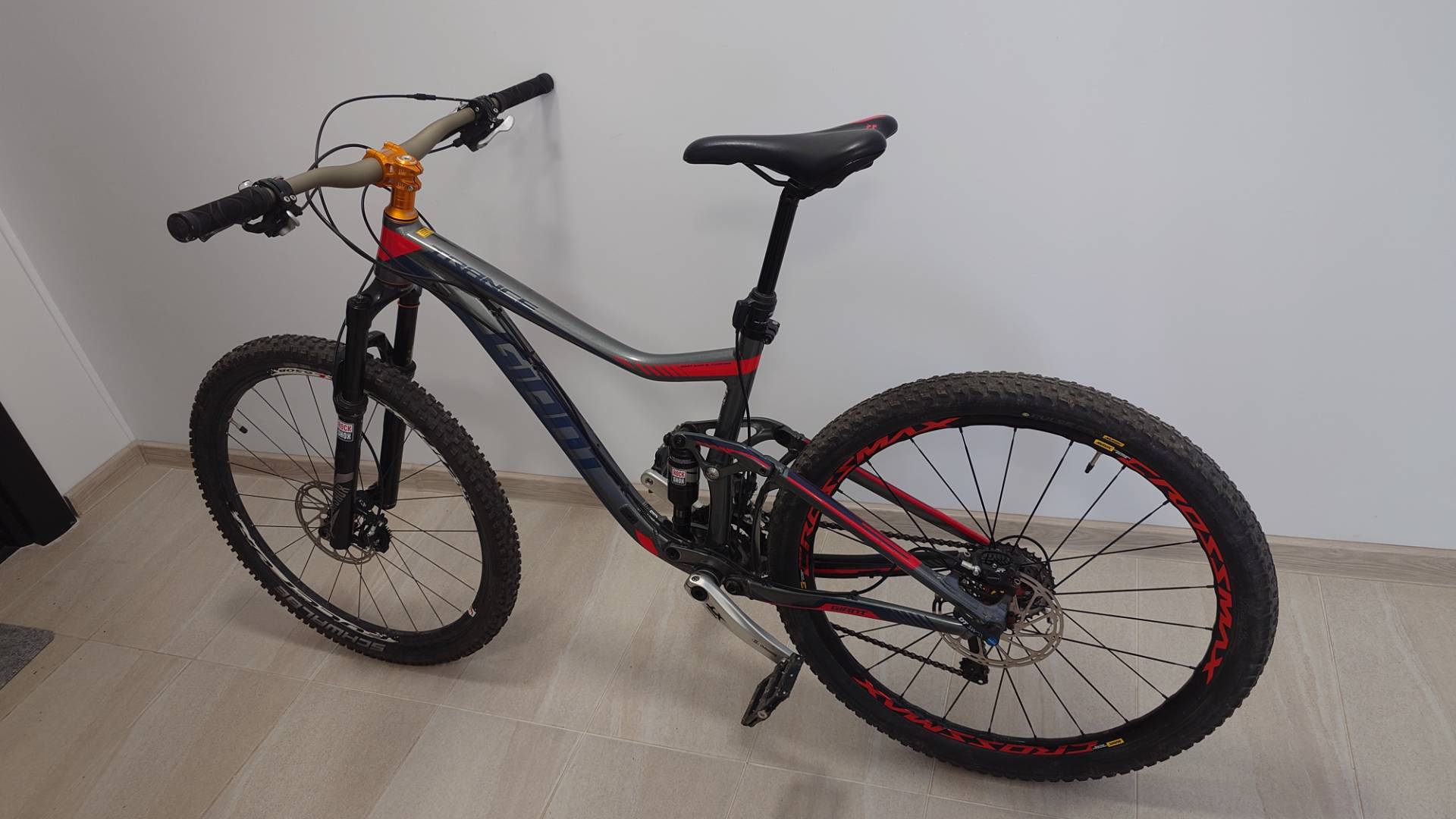 Giant Trance 2