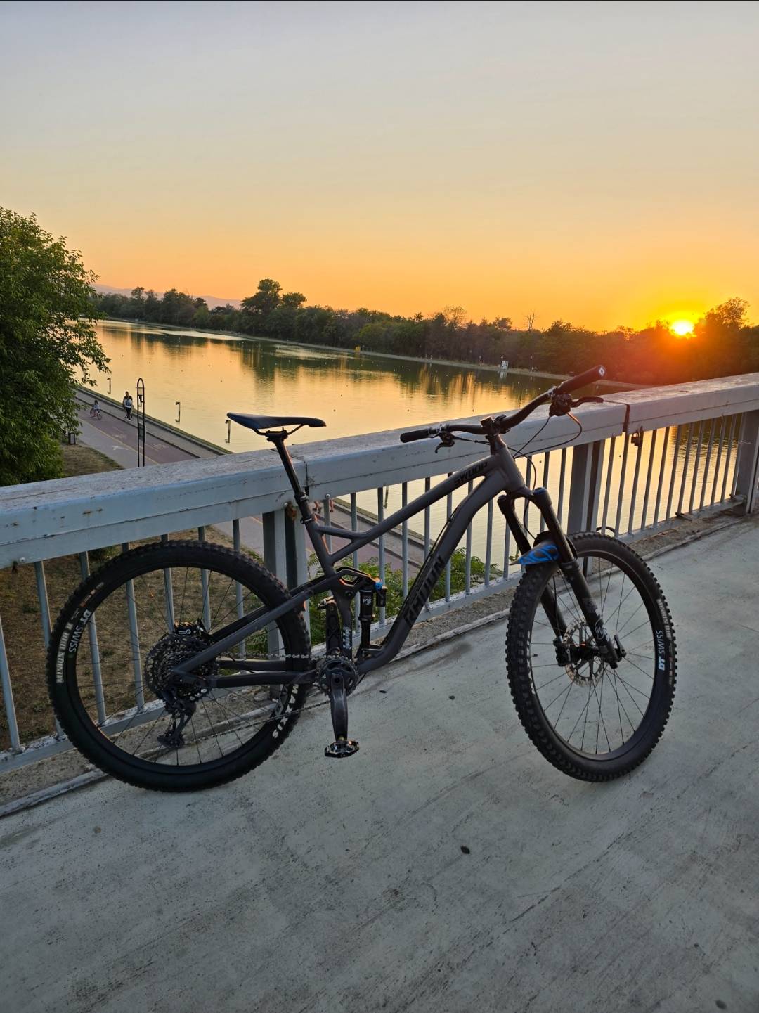 Bike view 4