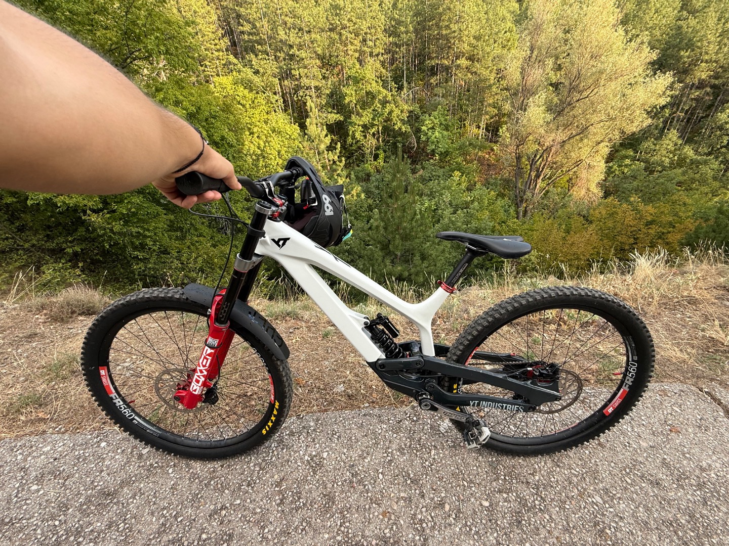 YT Industries Tues Pro