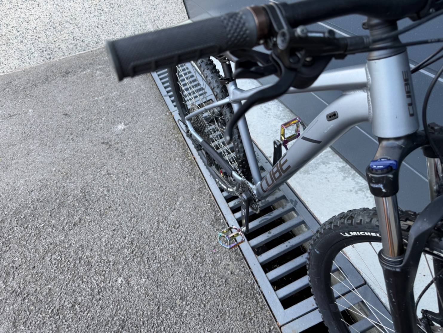 Bike view 3