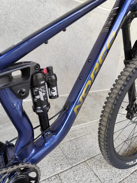 Bike view 3
