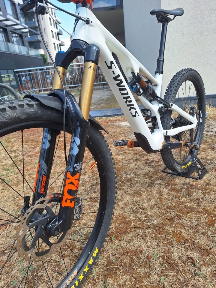 Bike view 3